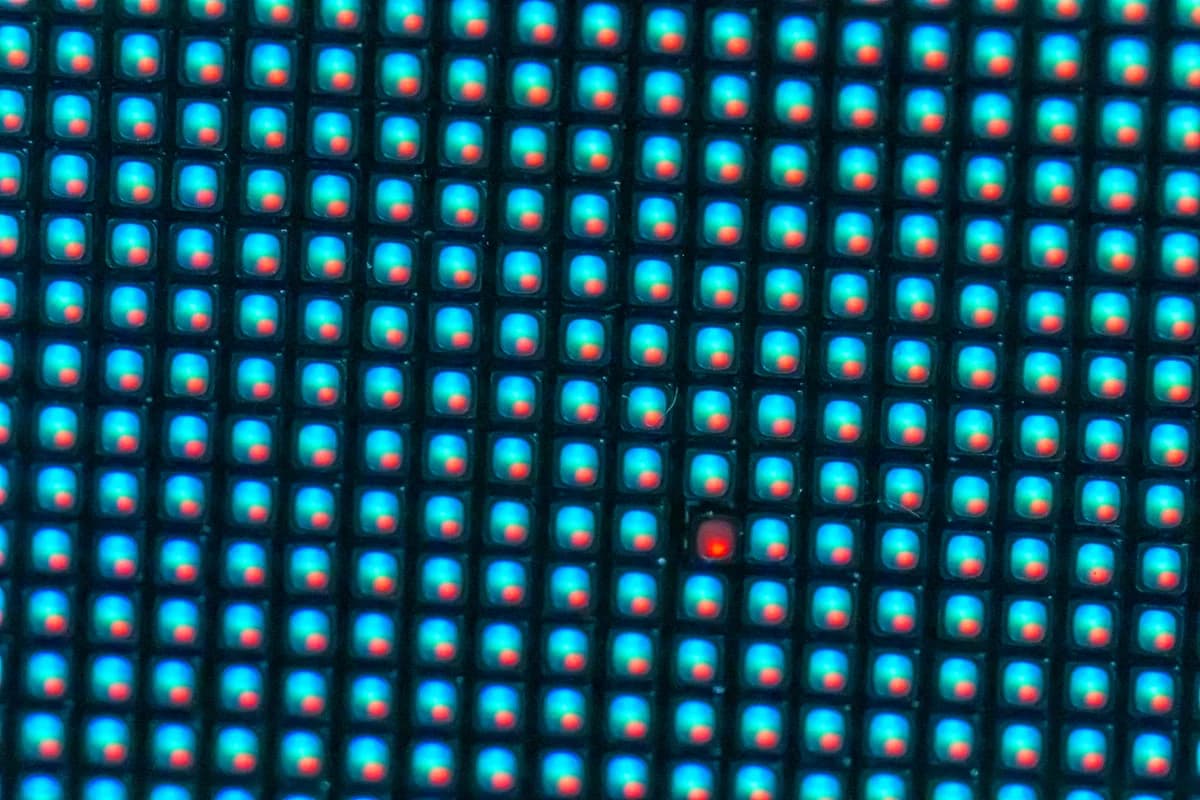 How to Repair Dead Pixels on LED Display Modules