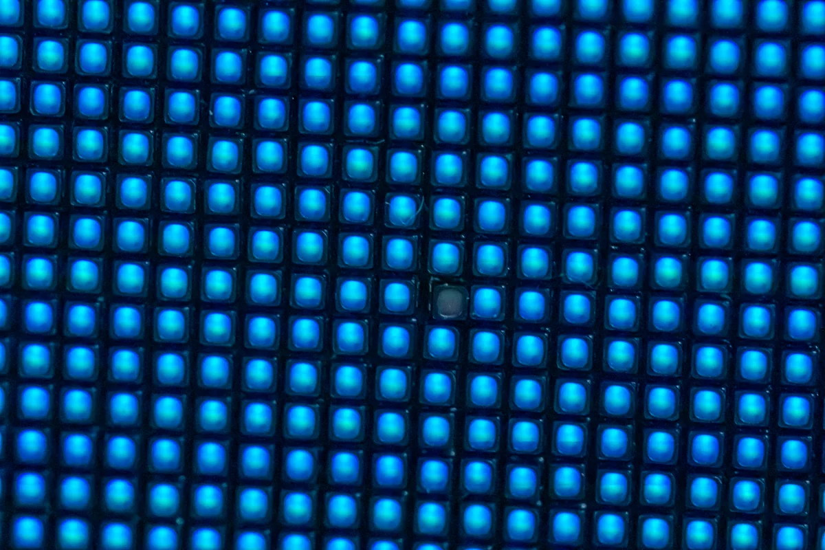 Single abnormal LED pixel visible during a blue-only display test